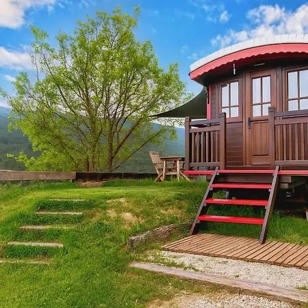 Roulotte Du Domaine De La Graou Glamping *